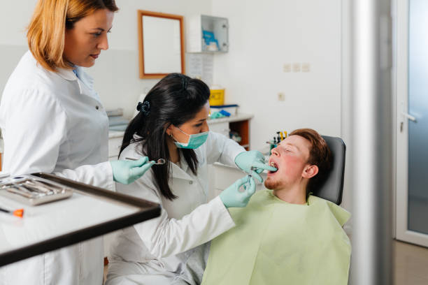 Best Emergency Cosmetic Dentistry (e.g., broken veneers) in Goodyear, AZ